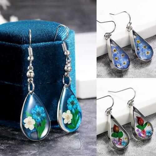 Fashion Creativity Real Flower Dry Flower Crystal Earrings Trend Elegant Sweet Girl Dangle Earrings Charm Lady Cocktail Jewelry