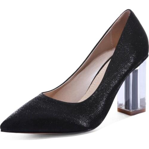 High fashion wedding shoe 2019 age season new single shoes with thick with tines 40 and 41