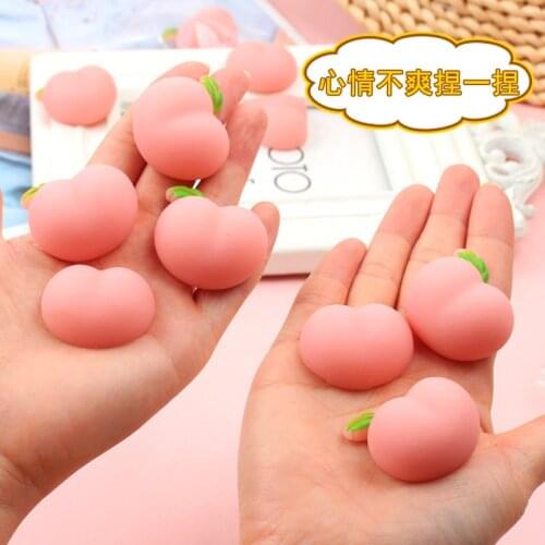 Hot selling super cute round peach three-dimensional honey peach kneading Pinch TPR soft glue vent cute little ass