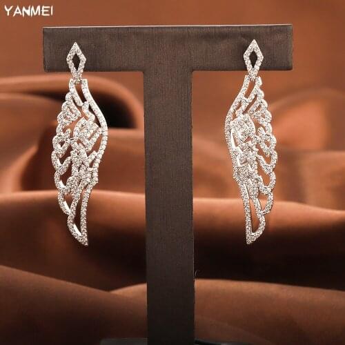 Angel Wings Luxury Shiny Earrings for Women Symmetrical Feather Pendant Earrings Exquisite Wedding Bridal Jewelry Pendientes