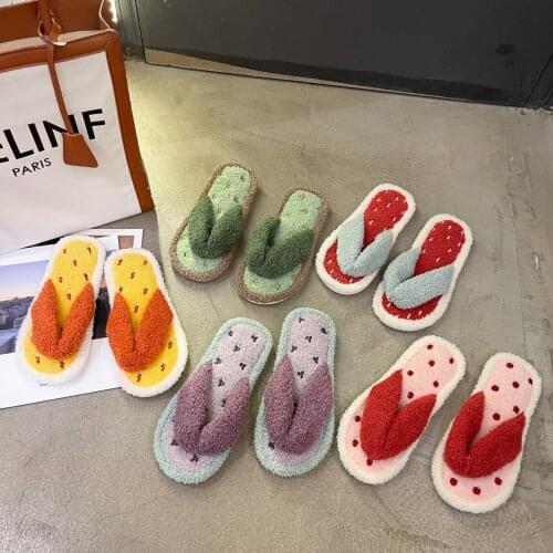 Warm Fluffy Plush Slippers Women Cartoon Fruit Cozy Faux Fur Cross Indoor Floor Flip Flops Female Home Flat Soft Fur Flip Flops