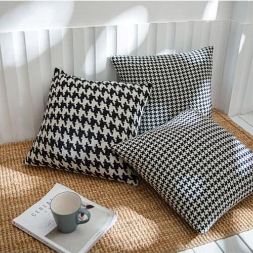 Fashion Plaid Knitted Cushion Cover Diameter 45cm Plover Lattice Design Fashion Super Soft Cotton Pillow Case Decor Pillowcase