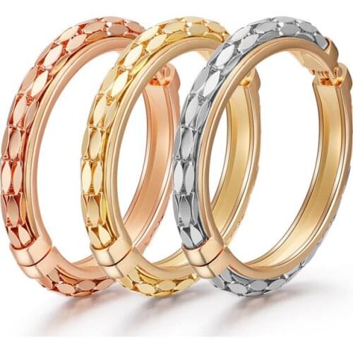 Minimalist Bracelet Trend All-match Bracelet Ladies Fashion Ring Hollow Cut Flowers Three-color Gold-plated Bracelet Jewelry