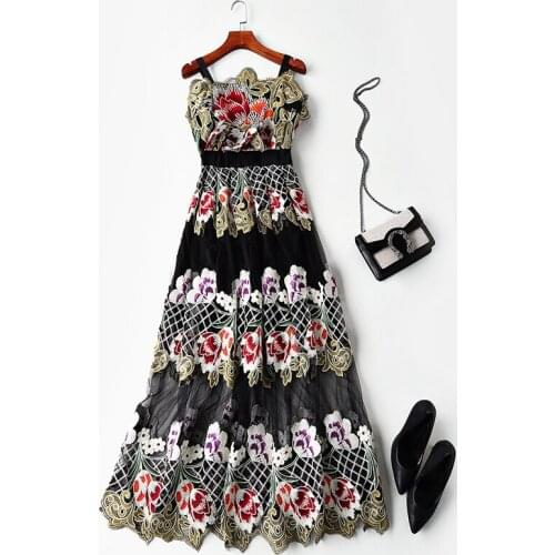 Sling, with New dresses breast-wiping and heavy-duty embroidery screen yarn dress