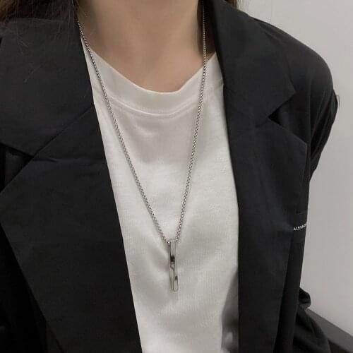 Mens and womens hip-hop personalized minimalist long pendant cold wind fashion jumper chain necklace