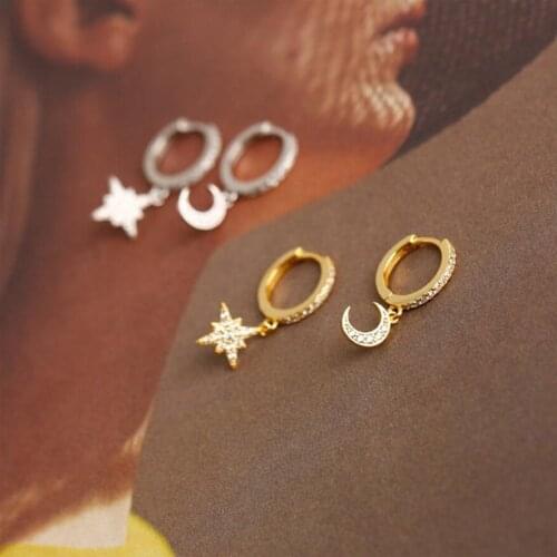 New Simple Small Star Tiny Moon Crescen Huggie Hoop Earrings Charms Ear Piercing Ear Cuffs Fashion Women Jewealry
