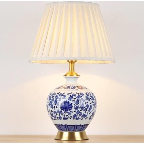 Modern new Chinese style blue and white ceramic bedside living room bedroom Chinese retro hotel decorative table lamp MJ1125