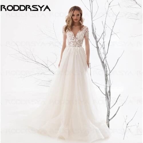 RODDRSYA Sexy See-through Wedding Dress V Neck Long Sleeves Lace Appliqued A Line Long Train Tulle Backless Bridal Dresses
