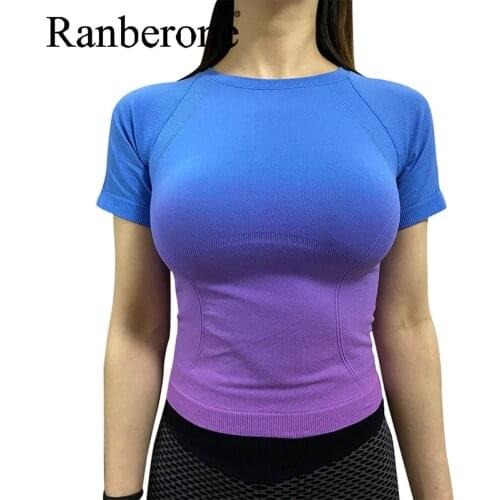Women Sports Yoga Shirt Gradient Color Quick Dry Tops High Elastic Workout T Shirt Running Fitness Sport Tops Short Sleeve Cloth