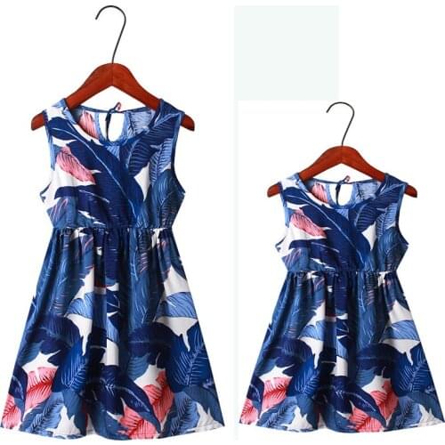 New Unini-yun 2021 Summer Holiday Family Outfit Mathing Mommy and Me Clothes Toddler Girls Sleeveless Pure Cotton Loose Sundress