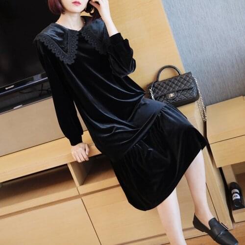 Autumn and Winter 2020 New Arrival Doll Collar Long Sleeve Loose Midi Lace Patchwork Vintage Black Velvet Dress for Ladies