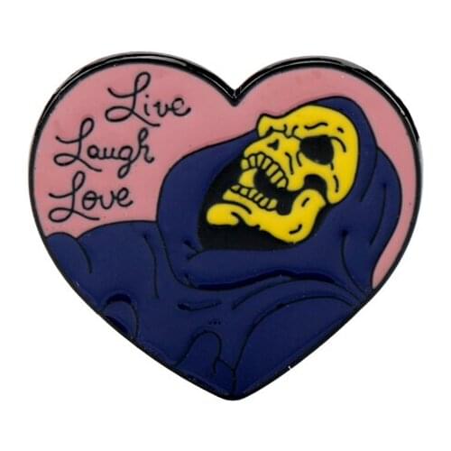 Halloween Brooch Jewelry Gothic Heart Halloween skull Brooches Cute Heart Shape Pin Badge Lapel Pin Women Men Gifts Accessories