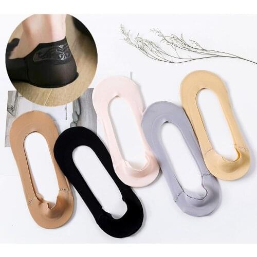 Ice Silk Boat Socks Silicone Non-slip Invisible Fashion Socks Female Shallow Mouth Socks Cotton Bottom Thin Low To Help Pea Sock