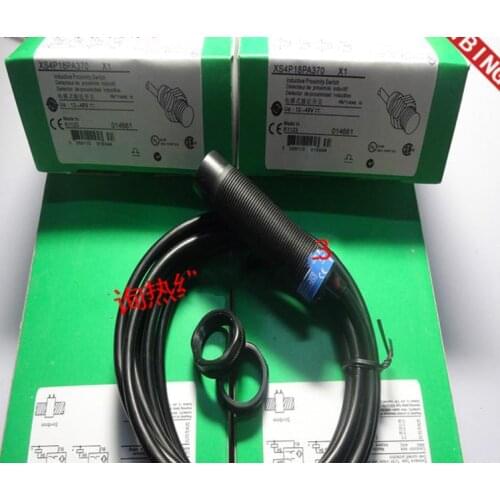 3pcs New High Quality Schneider Induction switch proximity sensor XS4P18PA370
