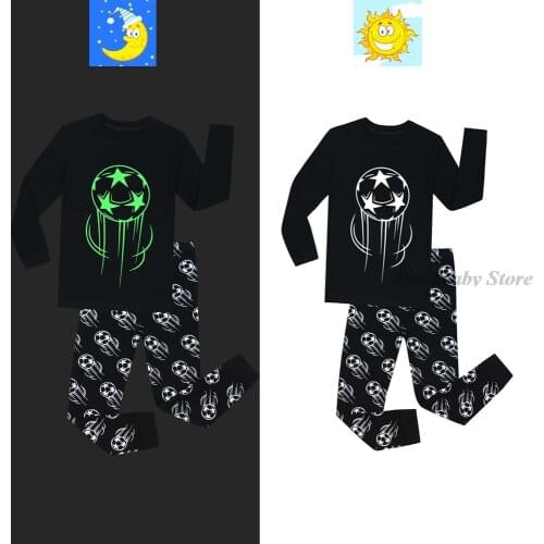 2-8 Years Glow In Dark Long Sleeve Pajamas Sets For Boys Cotton Football Print Pijama Set Kids Night Wear Black Luminous Clothes