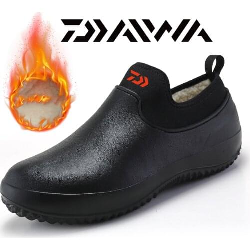Daiwa Winter Non-slip Outdoor Shoes New Warm Waterproof Fishing Shoes DAWA Fashion Rain Boots Outdoor Shoes Size 35-47