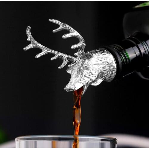 1Pcs Wine Pourer Zinc Alloy Deer Elk Lion Bull Head Wine Stopper Drinks Bar Tools Night Club Bar Accessories Wine Pourer