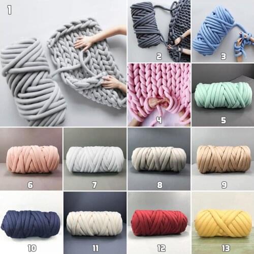 1 Roll Thick Chunky Yarn Felt Wool Roving Yarn DIY Roving Knit Blanket Hand Knitting Coarse Woolen Yarn DIY Blanket Scarf