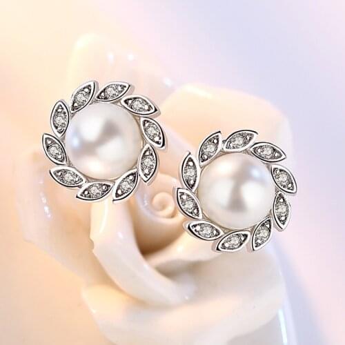 New Fashion Swirling Leaves Minimalist Small Stud Earrings For Women Shiny Crystal Imitation Pearl Tiny Piercing Earring Jewelry