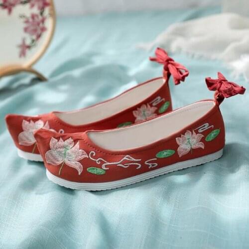 Hanfu Womens Shoes Traditional Chinese Ancient shoes Embroidered