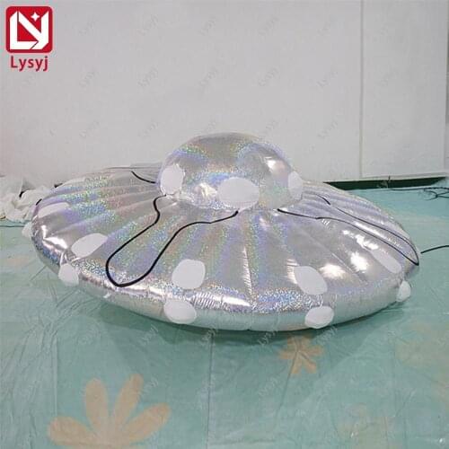 Alien Spacecraft Show Inflatable Flying Saucer Inflatable UFO with LED lights for Event Decoration
