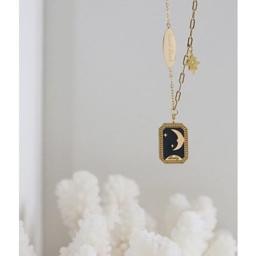 Titanium With 18K Gold Enamel Moon Tag Good Luck Chain Necklace Designer T Show Runway Gown Rare INS Japan Korean Boho Gothic