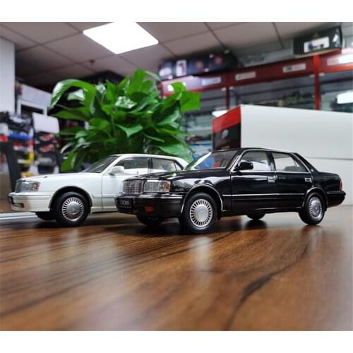 KengFai 1/18 For Toyota CROWN 10 Generation JZS155 1995-1999 Diecast Car Model Kids gifts Collection Black/White Metal,Plastic