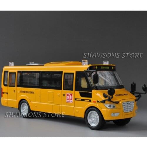 1:32 Diecast Metal Vehicle Model Toys Yellow School Bus Pull Back with Sound & Light