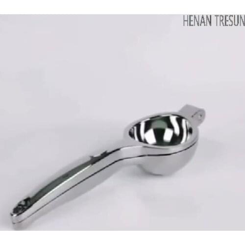 Hand Press Operated Lemon Squeezer, orange lemon fruit Citrus Juicer / Lemon Squeezer for kitchen