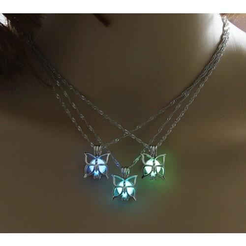 Cute Luminous Necklace Charm Glowing Butterfly Pendant Jewelry Choker Three Colors Are Available Gift For Women