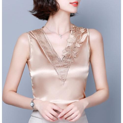 Womens T-shirt Lace Embroidery V- Neck Satin Shirts Large Size Elegant Office Lady Champagne Camis Vests for Women Summer Top
