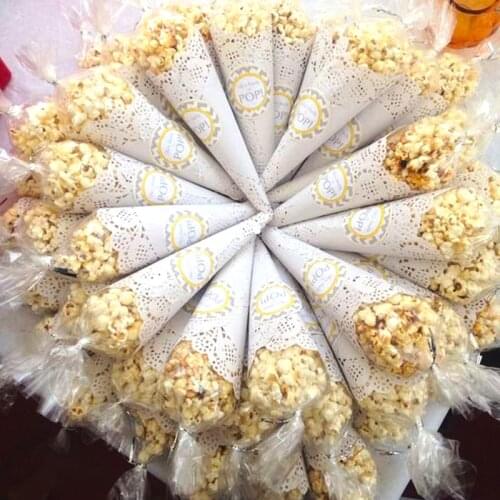 200Pcs Round paper with Lace flower for Wedding table decoration Biscuit bags Cones packing wrapper Candy gift coasters placemat