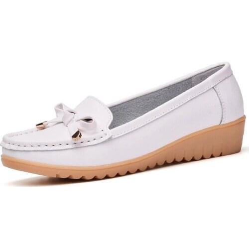 Breathable Flat Shoes Women Slip On Loafers Autumn Women Genuine Leather Ballet Flats Mother Casual Shoes XKD1084