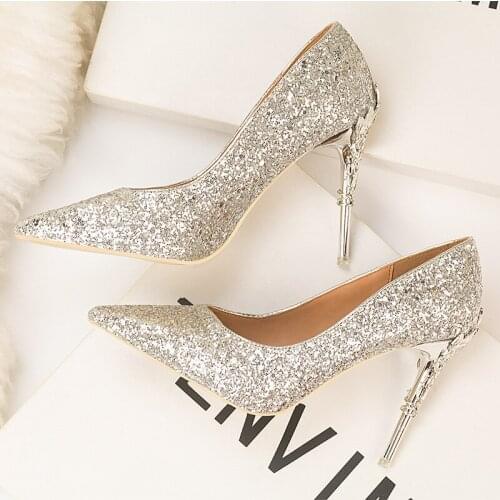 2021 New Spring Women Pumps High Thin Heels Pointed Toe Metal Decoration Sexy Bling Bridal Wedding Women Shoes Gold High Heels