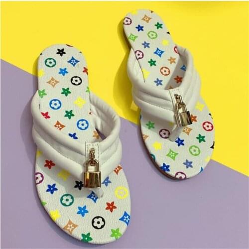2020 new hot women flip flop sale cartoon print flat sandals lock buckle accessories flip flop sandals women shoe