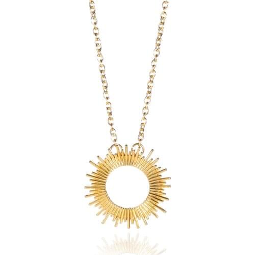 Fashion Vintage Necklace for Women Hollow Design Round Shape Sun Brilliant Stainless Steel Couple Choker Pendant Jewelry Gift
