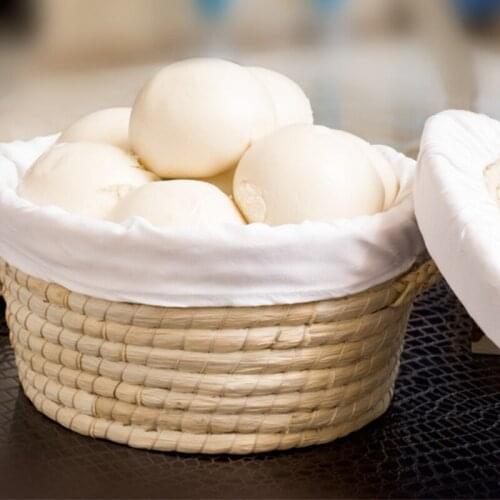 Rustic Woven Faux Rattan Round Basket with Lid Liner Egg Bread Wicker Serving Container Bins Household Kitchen Table Storage