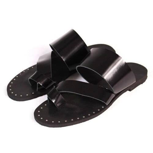 British Style Handmade Sandals Fashion Hot Rivets Rome Gladiators Summer Hot 2018 Thong Slippers