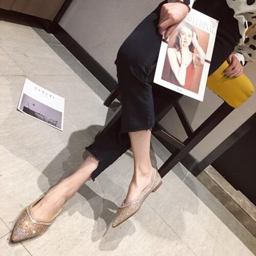 Shoe Of Sheet Of New Fund Flat Bottom Autumn Winter Joker Recreation Water Gets Shoe Web Celebrity Girl Pointed Head Temperament