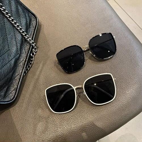 Women Sunglasses Trends 2021 American Style Black Square Sun Glasses Unisex Luxury Designer Decorative Driving Eyeglasses UV400