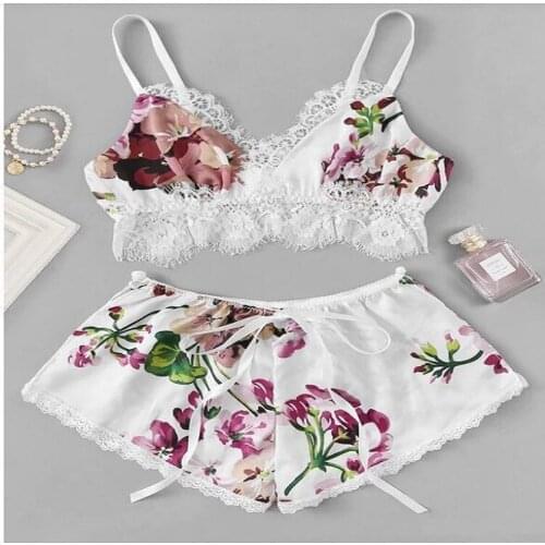Ladies Pajamas Sexy Satin Pajamas Set White Lace V-neck Pajamas Sleeveless Cute Suspender Top and Shorts 2020 New