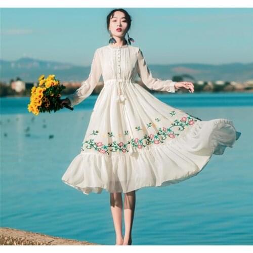 New fashion Victorian French Vintage dress female Literary retro good quality embroidery longer maxi beach vacation dress wq1370