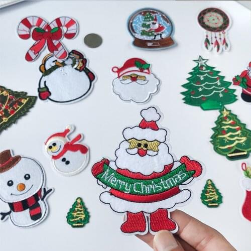 15pcs/lot Iron On Embroidery Christmas Tree ,Snowman, Elk Sets Patches Applique Motifs Sew On Garment Stickers Christmas Gift A
