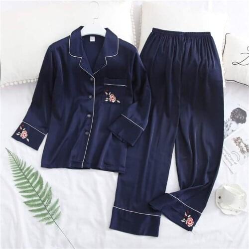 Silk Pajama Sets 2019 Women Summer Short Sleeves Long Pants Ladies Pijama Sleepwear Pyjamas Nightwear Set flower embroidery