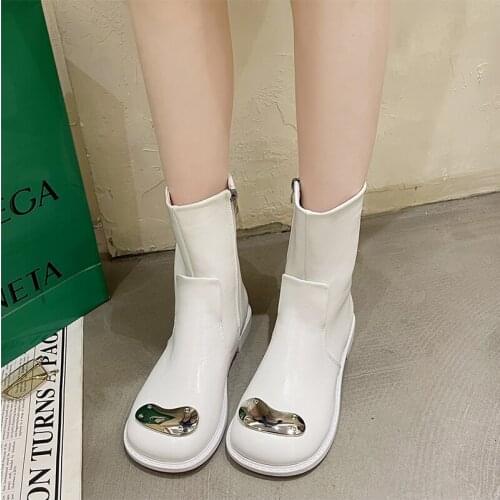 2021 New Autumn Winter Soft Leather Boots Bling Metal Women Boots Martin Boots Punk Short Boots High Quality Shoes Hot Sell