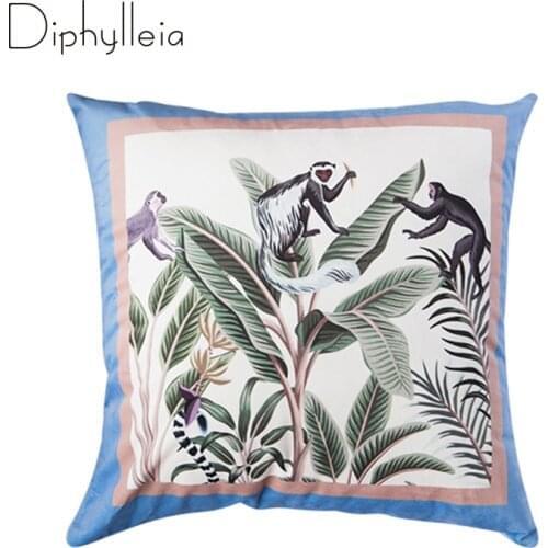 Diphylleia Jungle Style Throw Pillow Case Monkeys Plants Digital Printing Velvet Cushion Cover For Couch Living Room Car Bedroom