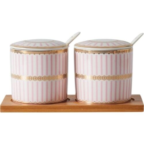 Scandinavian salt shaker / sugar shaker / seasoner ceramic storage jar kitchen seasoning tool household spice storage container