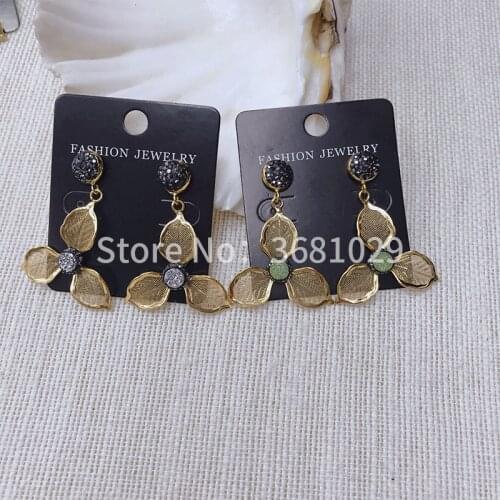 European and American temperament and personality with simple and thin eardrop pearl flower earrings accessories