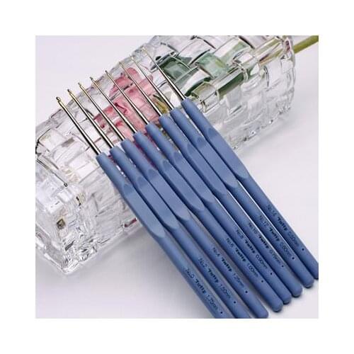 Hiroshima Japan Tulip Etimo T13 Lavender Crochet hook fine yarn knitting tools lace blue