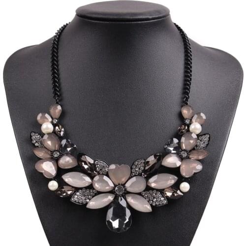 New Design Fashion Korean Style Black Chain Necklace Rhinestone Crystal Flower Chunky Statement Brand Pendant Necklace for Girls